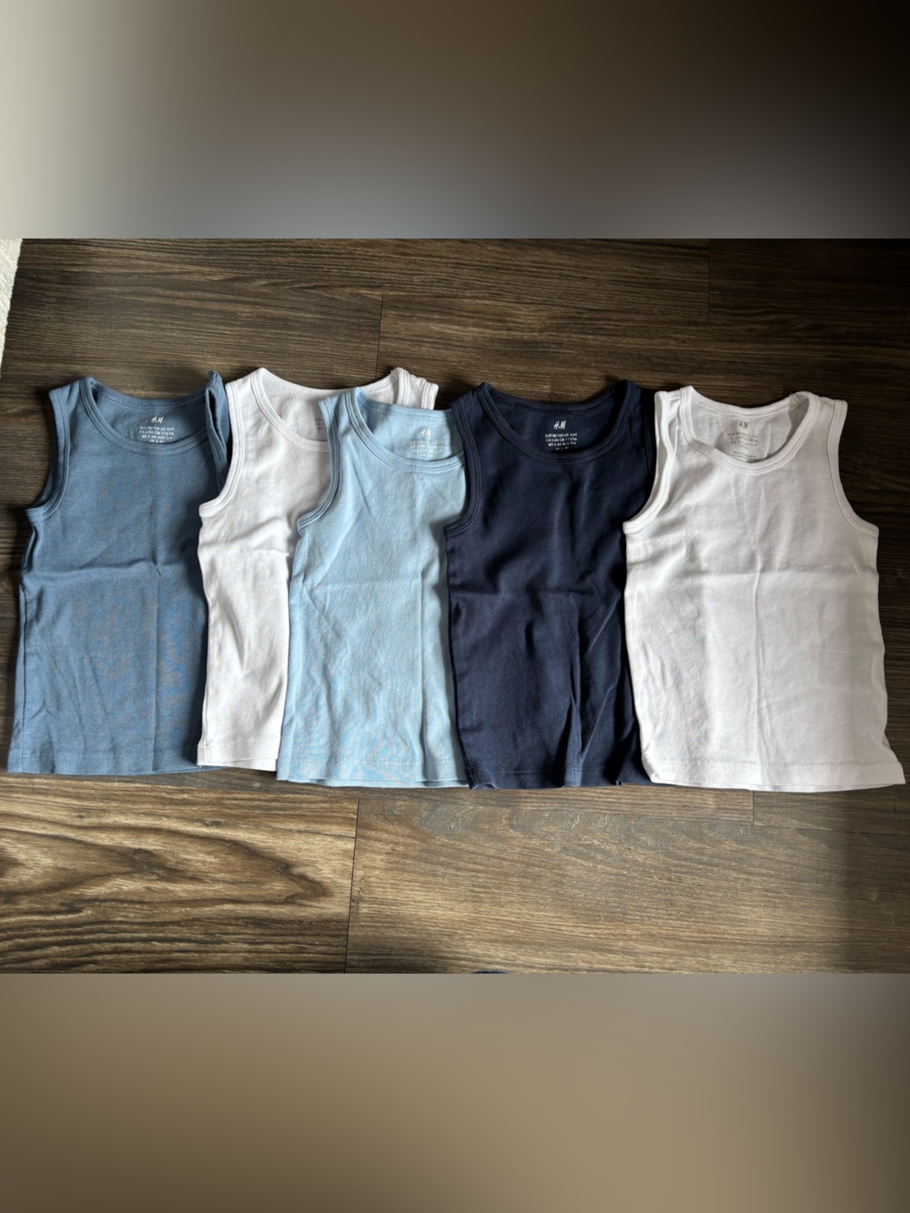 H&M Boy toddler's Tank Top Set - White & Blue Mix- size 3/4t - Picture 2 of 3